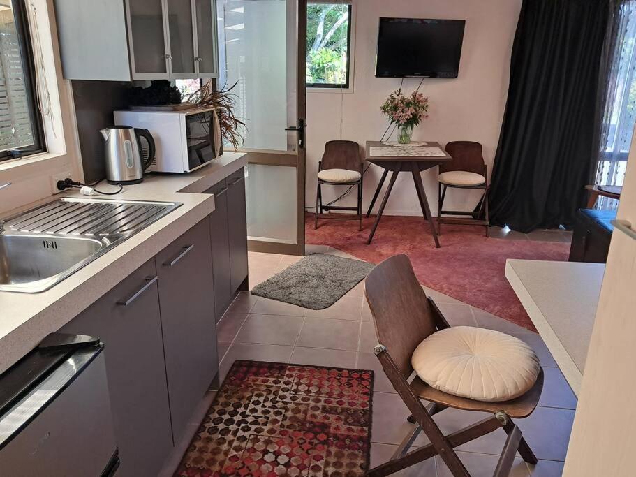 Sweet Guesthouse Waitara Exterior photo
